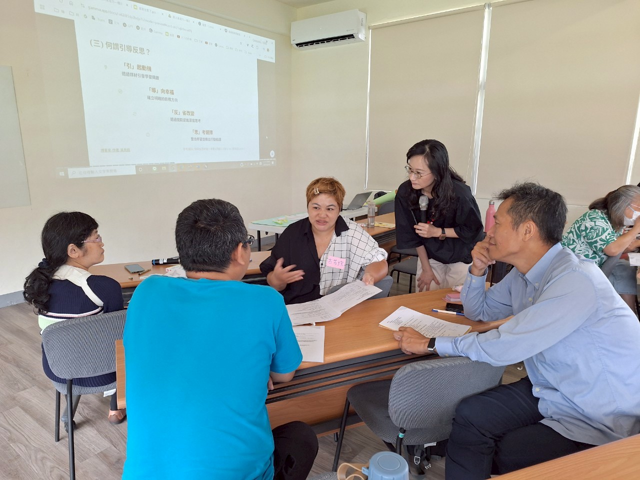 女青服務-2-2-2家庭教育照片4